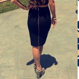 BCBG High waisted Black Bandage Bodycon Skirt with gold zipper at back